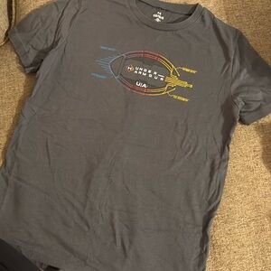 Boys Size L Under Armour Short Sleeve Tshirt